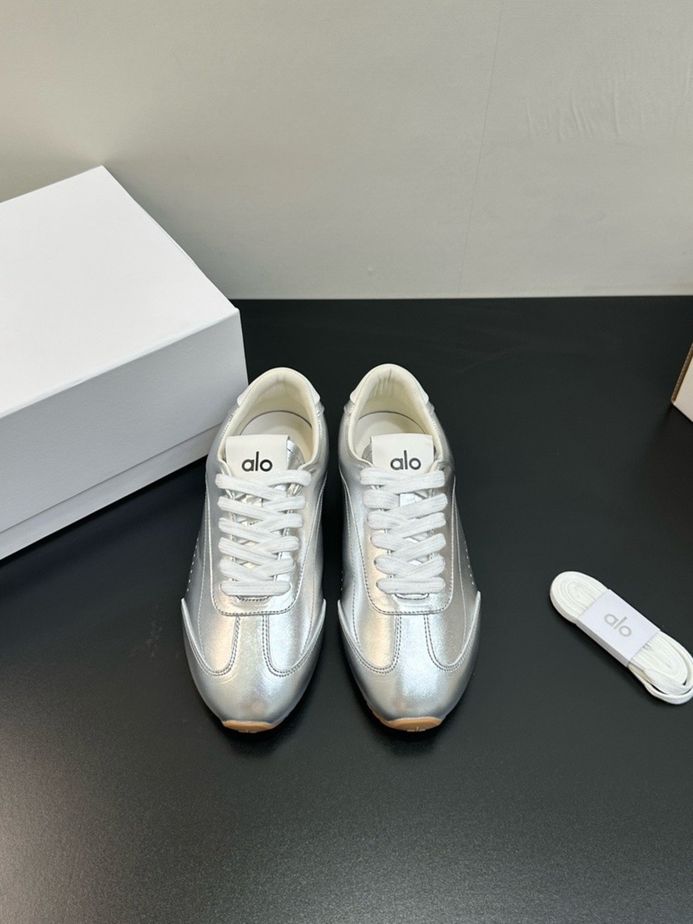 ALO Yoga Silver Metallic Women's Runner Sneakers